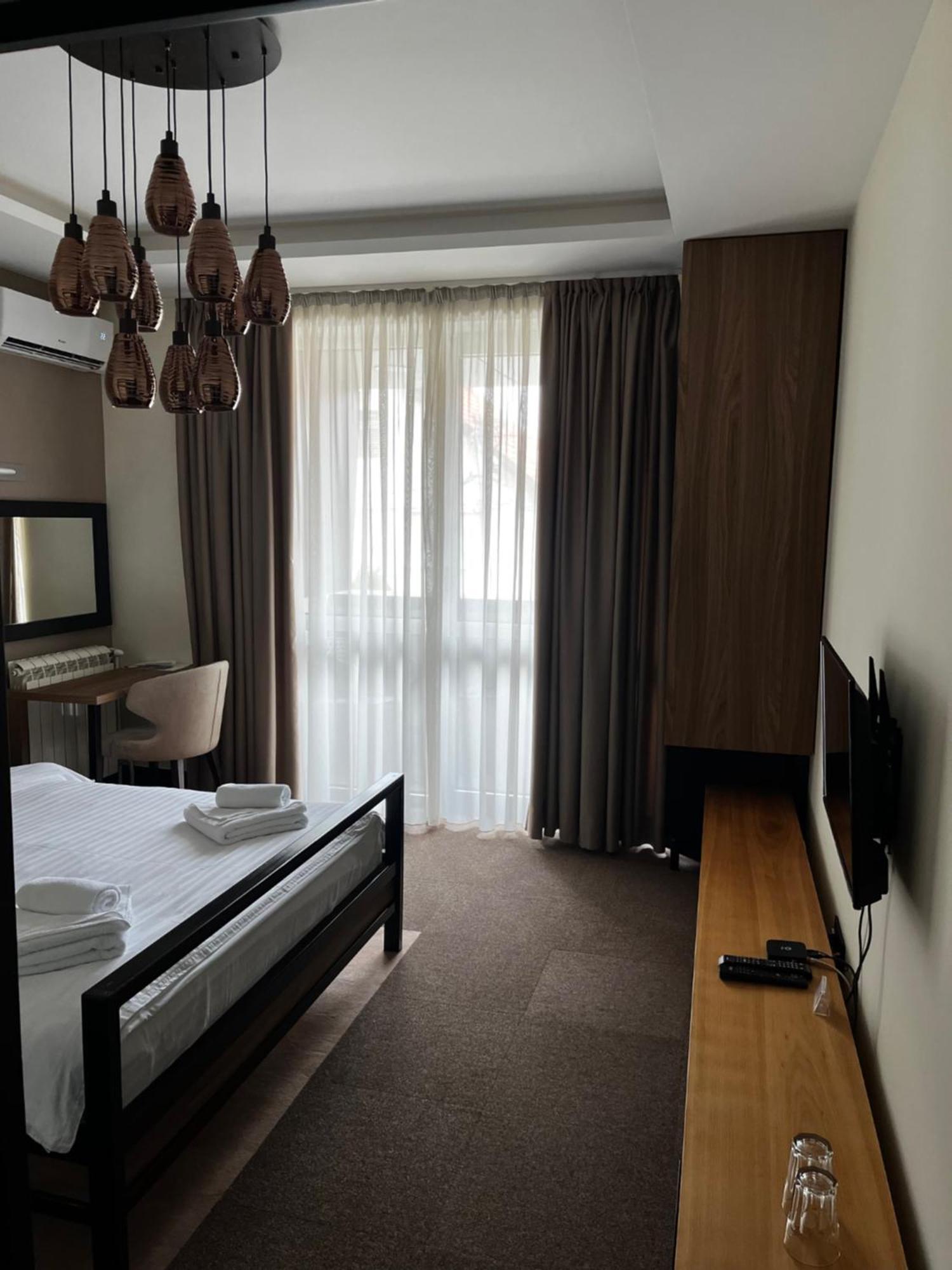 Hotel Sun Loznica Exterior photo